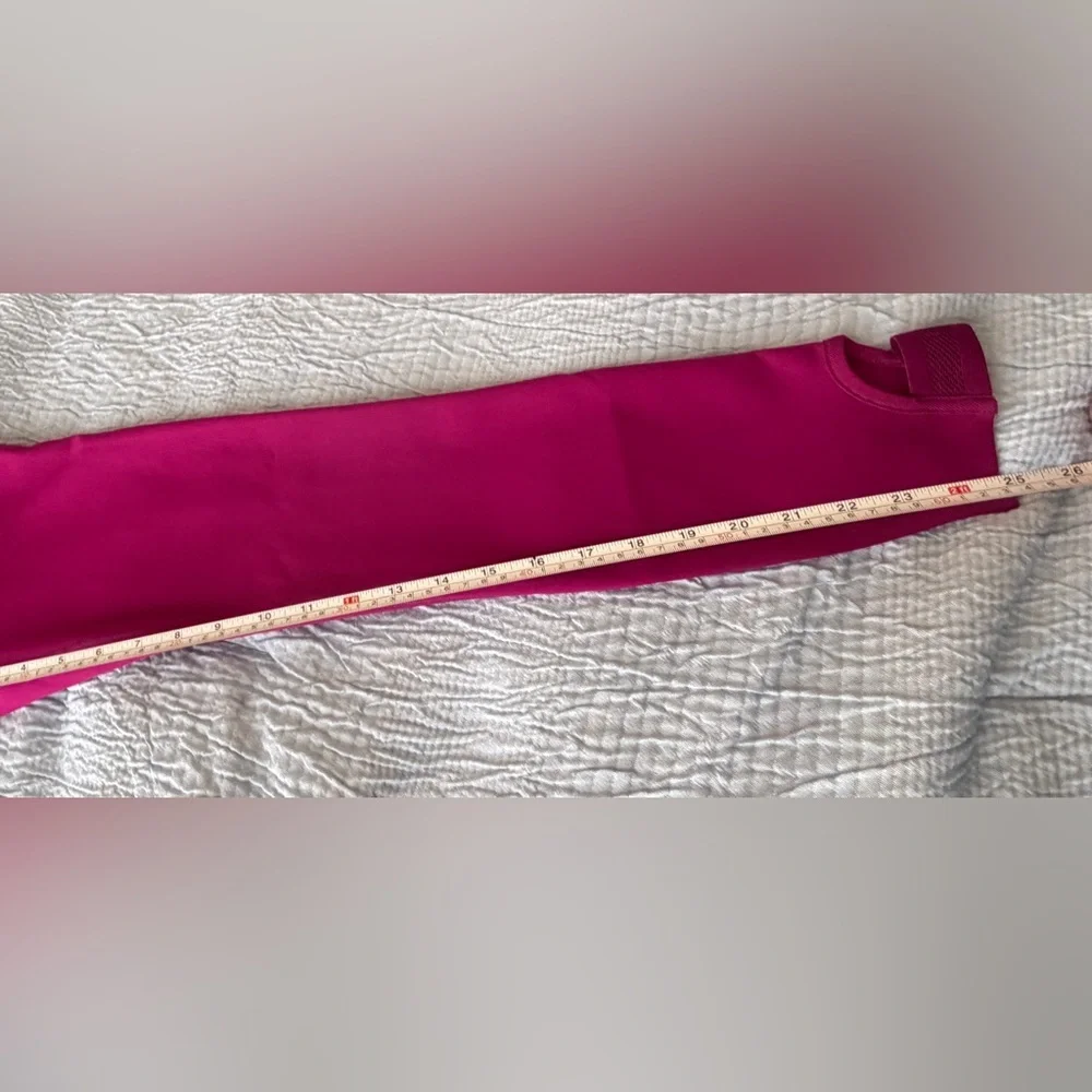 Nike Women's Magenta Leggings